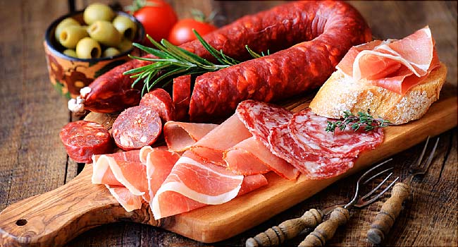 هل تعتبر اللحوم الحمراء واللحوم المصنعة مسببة للسرطان؟