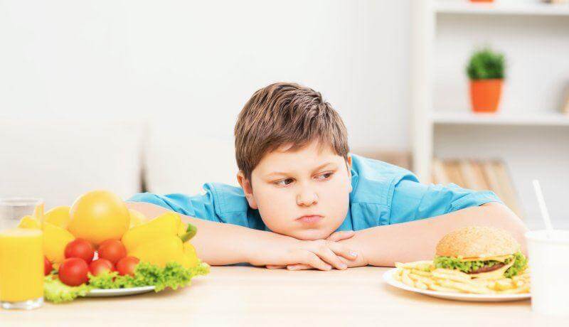 ما هي مشاكل زيادة الوزن عند الأطفال