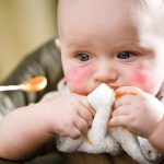 هل يعاني طفلك من حساسية الطعام